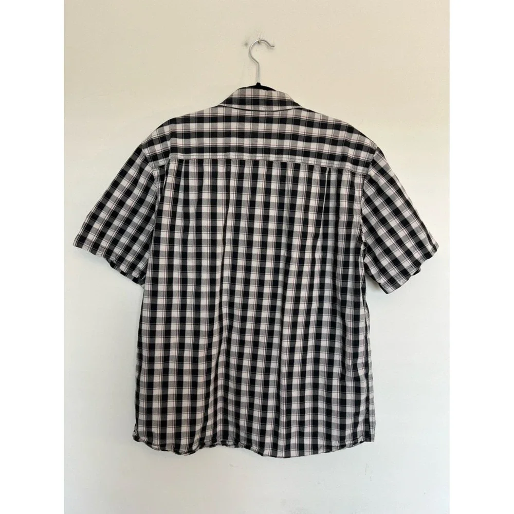 Carhartt Black & White Plaid Short-Sleeve Button-Down Shirt‎ Size L